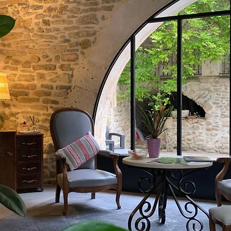 Bed and Breakfast Domaine Forvent Saint-Julien-de-Peyrolas Екстер'єр фото