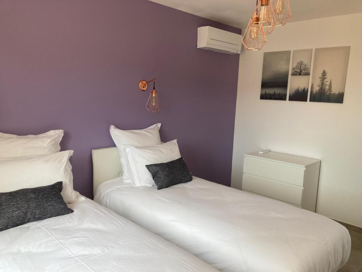Bed and Breakfast Domaine Forvent Saint-Julien-de-Peyrolas Екстер'єр фото